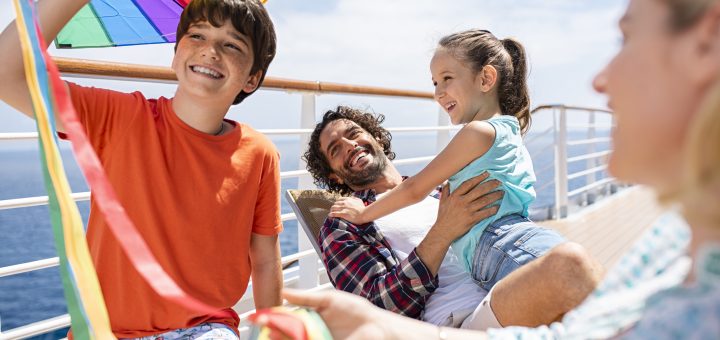 Cruzeiros gratuitos para 3º e 4º hóspedes no Mês das Crianças