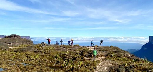 Monte Roraima de Helicóptero - 5 dias e 4 Noites