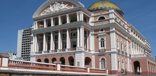 Manaus é um dos 52 lugares para ir em 2023