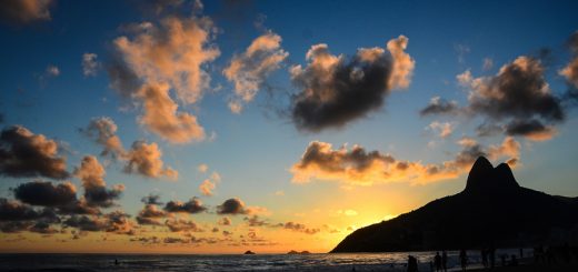 Duas praias do Brasil estão entre as melhores do mundo